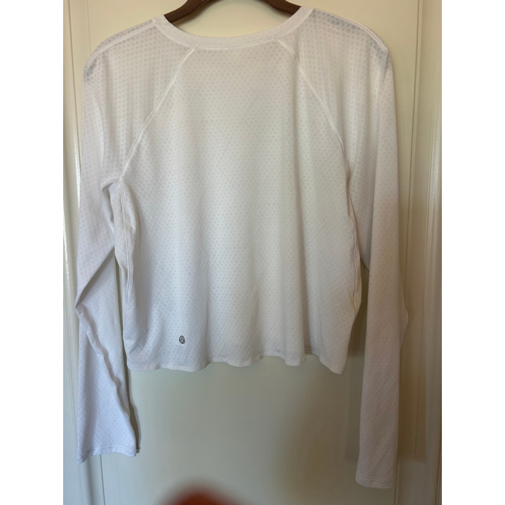 Women's Lululemon Long Sleeve Tee size 8 White